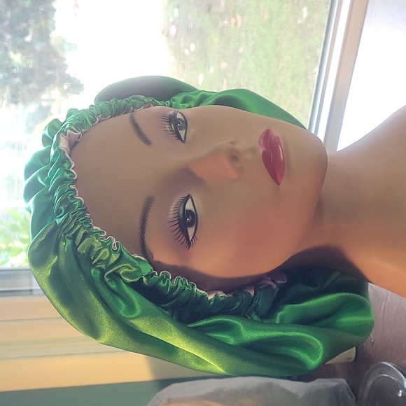 Satin reversabel hair bonnet - Picture 2 of 8